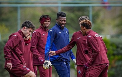 "Trabzonspor, Alanyaspor Maçı İçin Antalya'ya Uçtu: İşte Belirlenen Kadro"